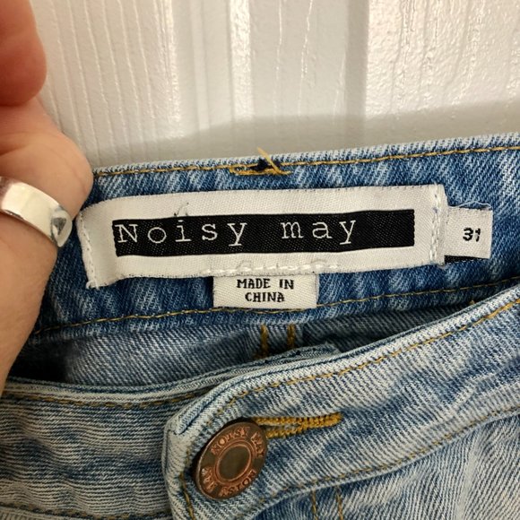 Jeans shorts - Picture 2 of 3